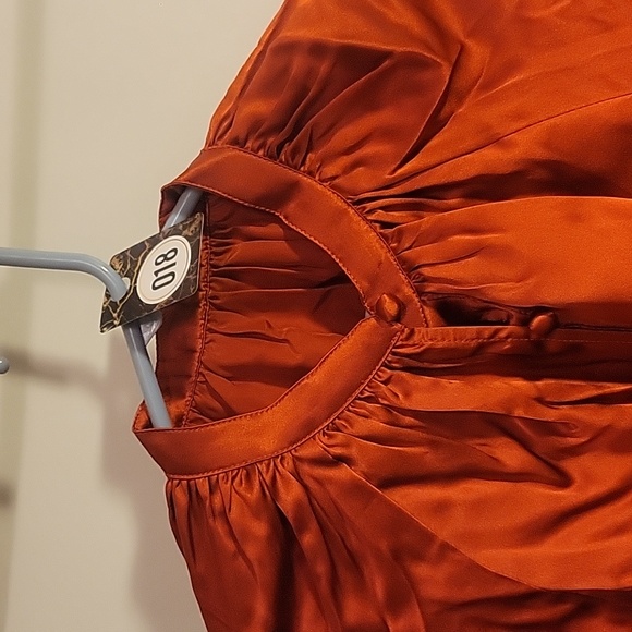 U18 JNSQ 100% Silk Blouse - Picture 8 of 15